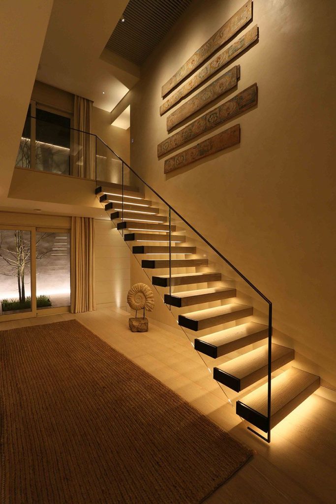 Stair decor with lighting