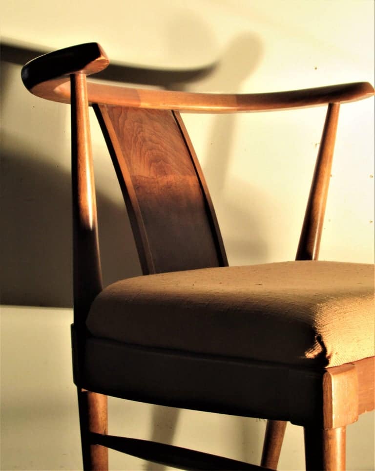 Wishbone chair