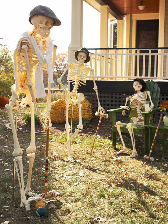 skeleton yard decorations