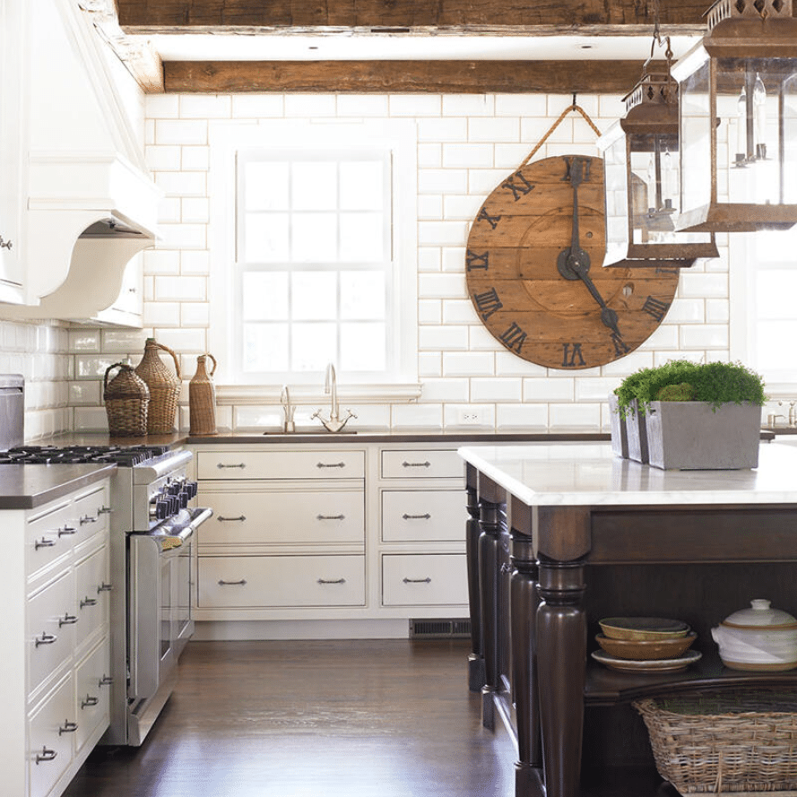 Old-fashioned Clock to Complement Farmhouse Kitchen