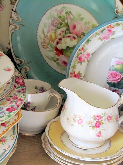Say Yes, To Floral Tableware And Vintage Tea Sets
