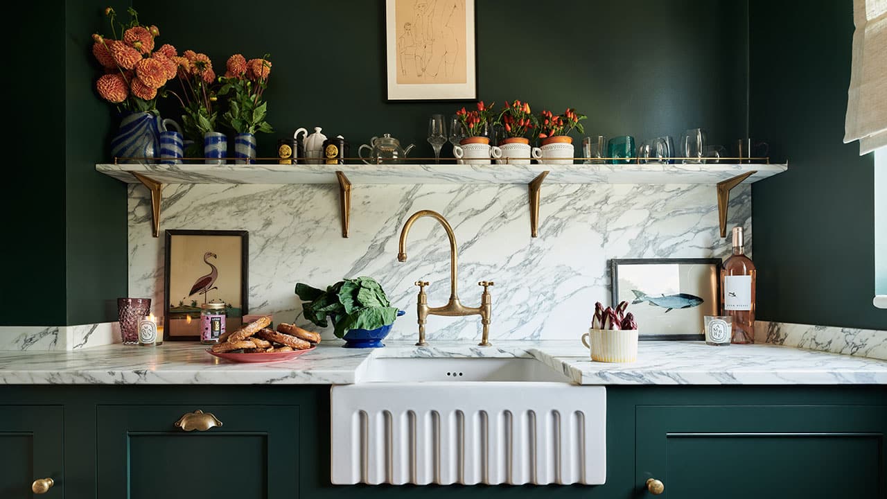 Best Refreshing Green Paint Colors for Green Kitchen Cabinets