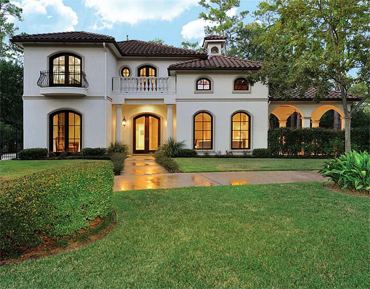 What Are the Key Features of Spanish Style Homes