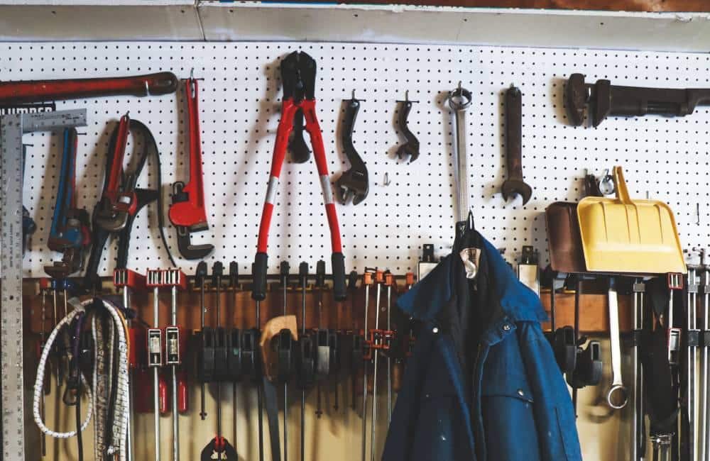 How to Store Hand Tools in Your Garage