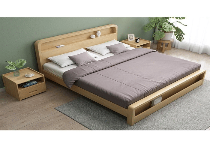 Pinewood Bed