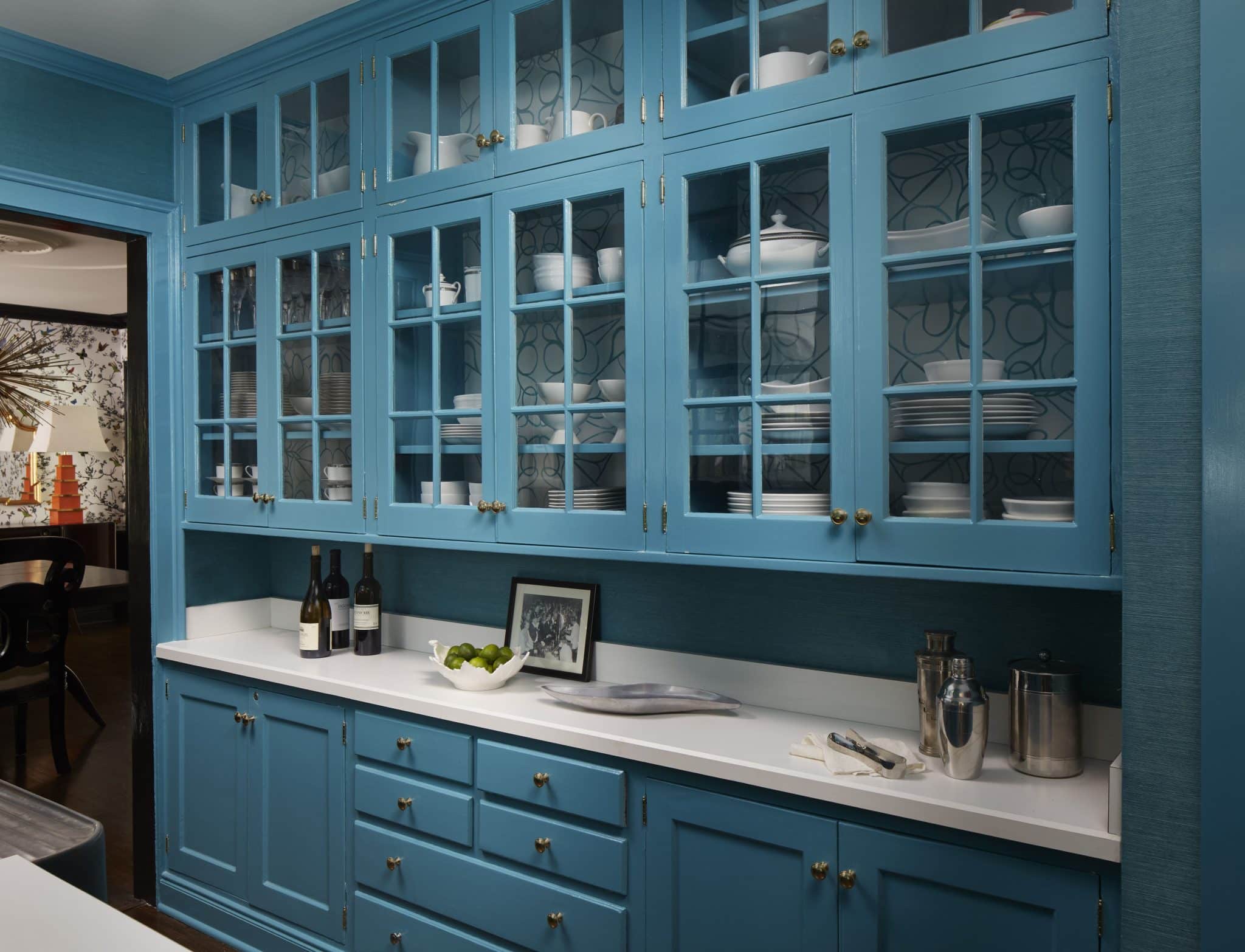 What Are the Latest Trends in Butler's Pantry Cabinet Designs