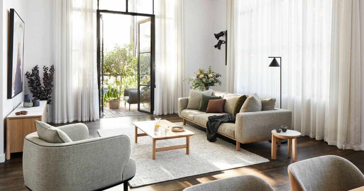 How to Design an Organic Modern Living Room
