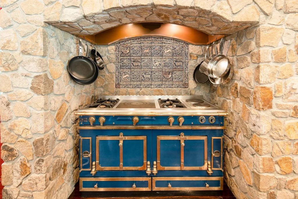 What is a French Stove?