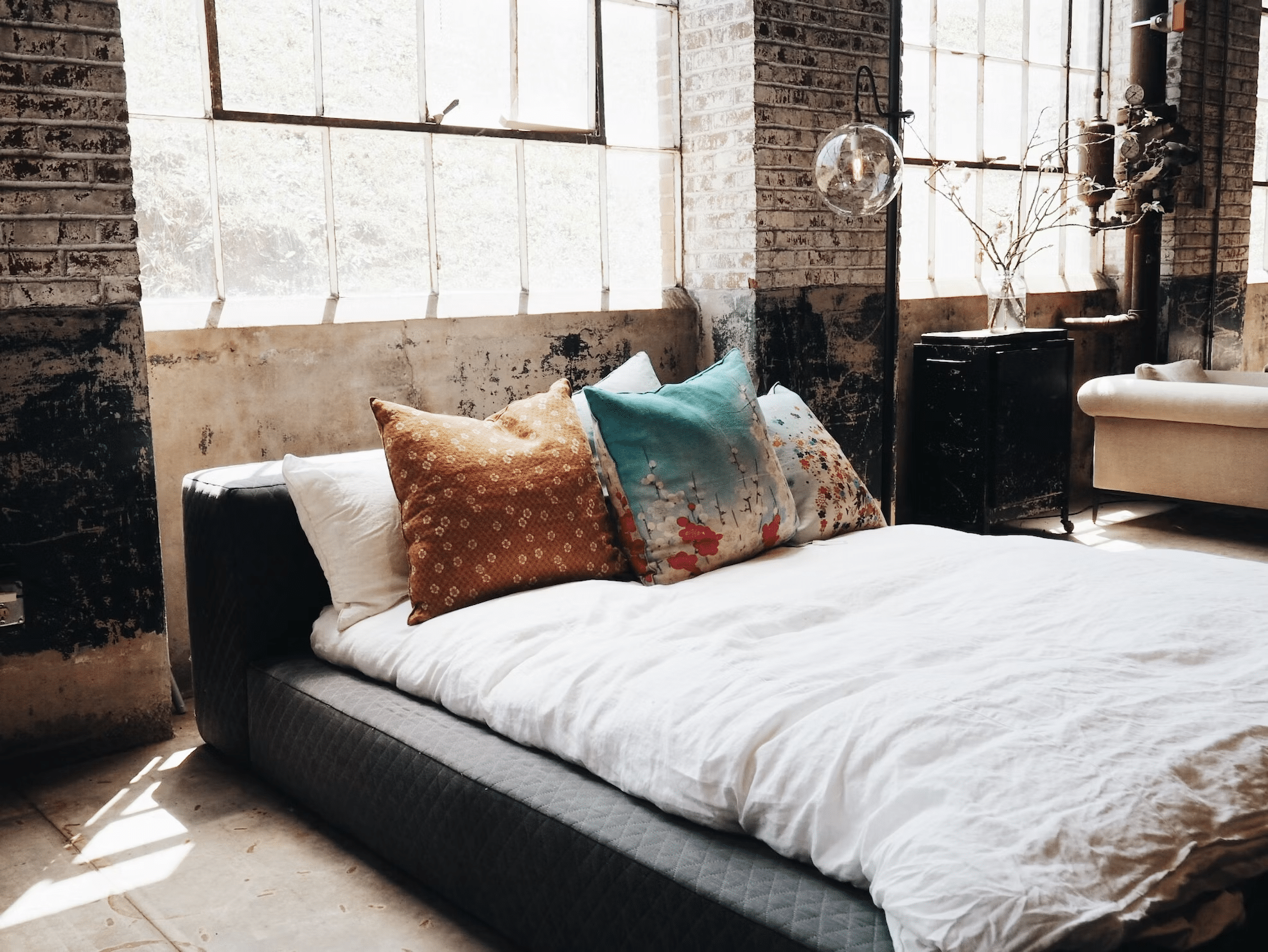 How to Create an Industrial Style Room Design for a Teenage Girl?