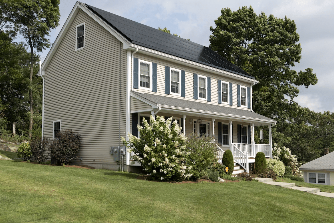 Shielding Charm for Your Abode: 5 Solid Grounds to Embrace Vinyl Siding