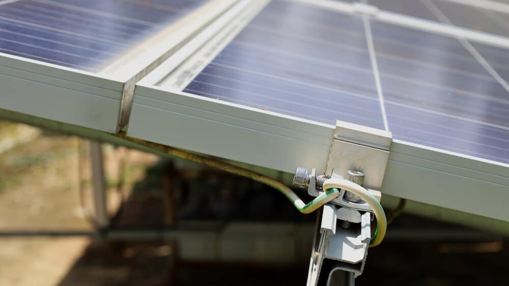 The Importance of Grounding in Solar Panel Maintenance