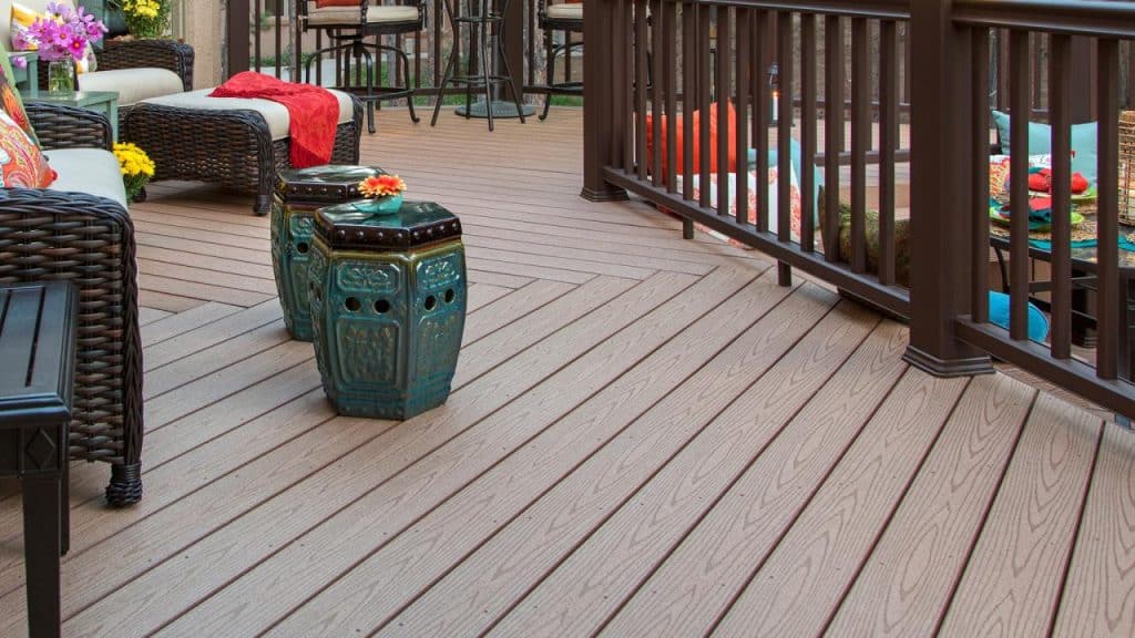 Recycled Materials in Composite Decking