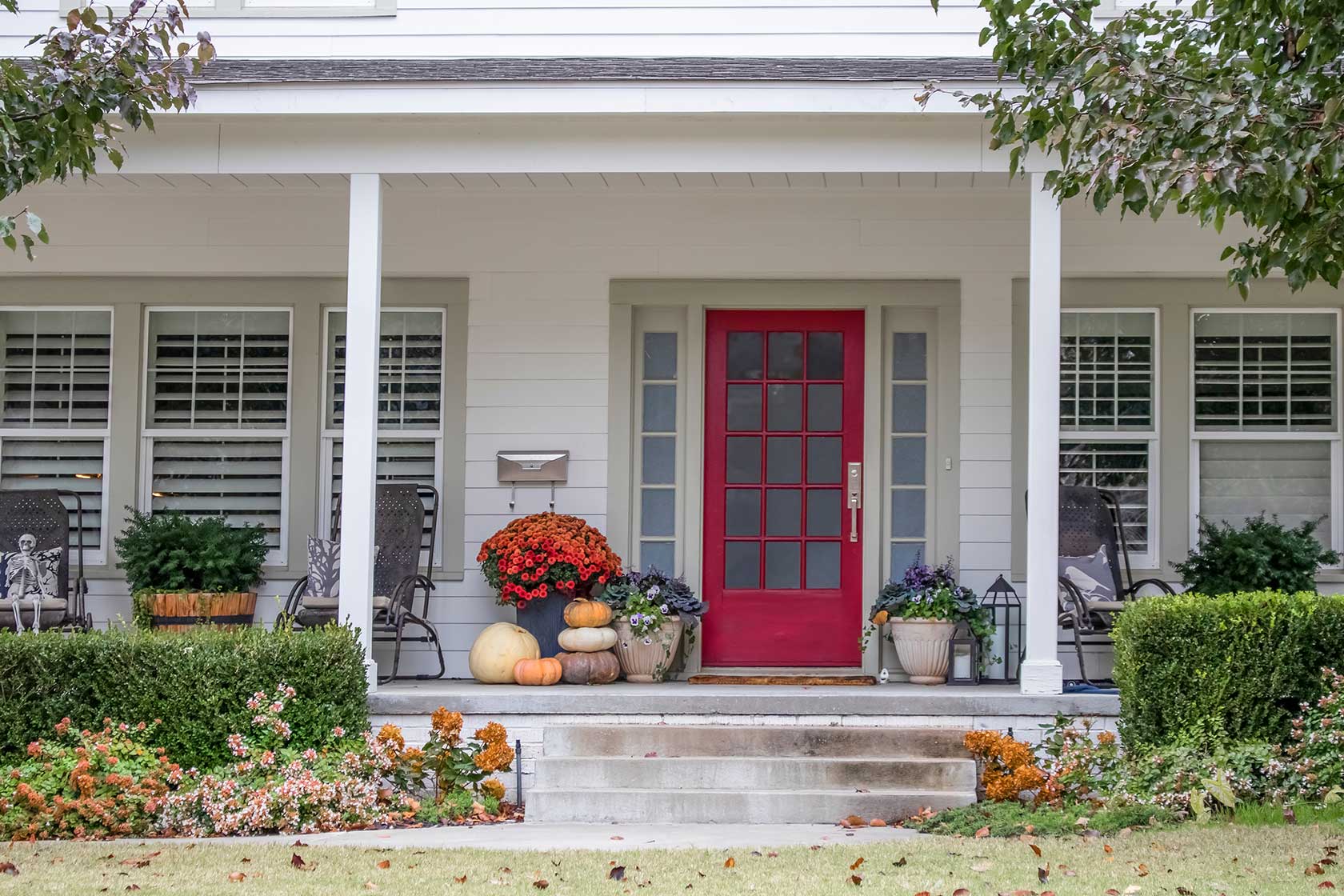How to Enhance Your Home's Curb Appeal Effectively?