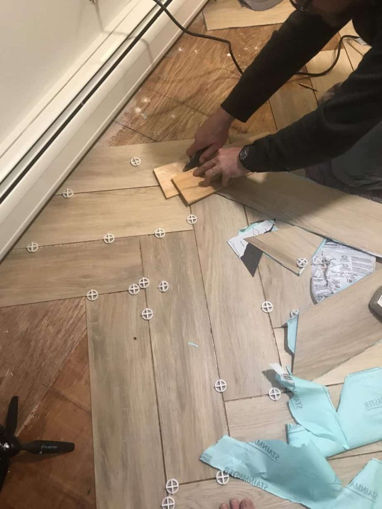 Marking the Tiles That Need Cuts