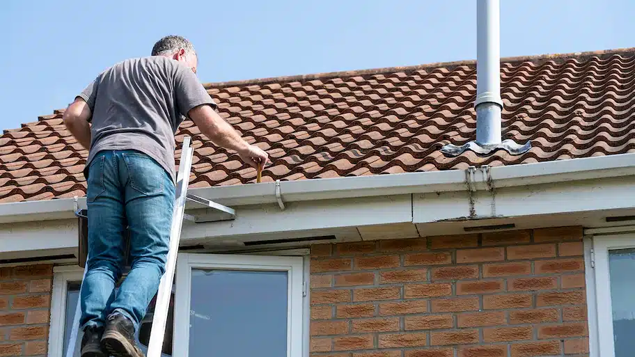 6 Roofing Maintenance Pitfalls Homeowners Should Be Aware Of