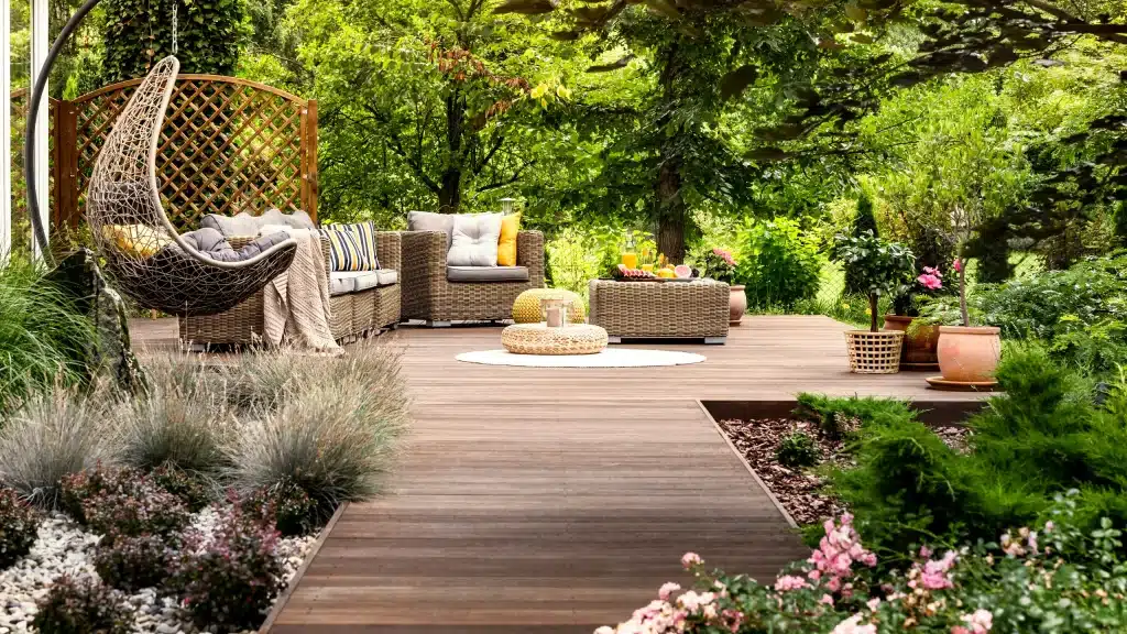 Your Gateway to a Perfect Backyard Escape