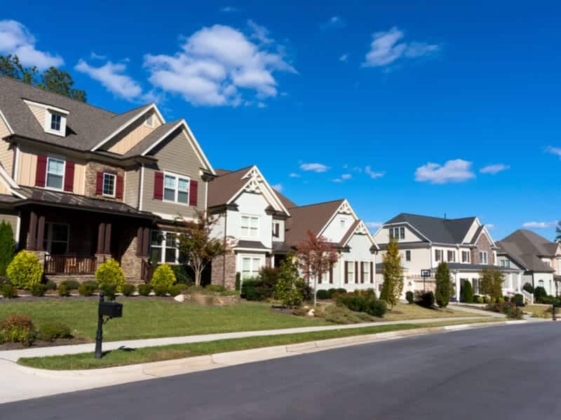 Tips for Familiarizing Yourself With a New Neighborhood