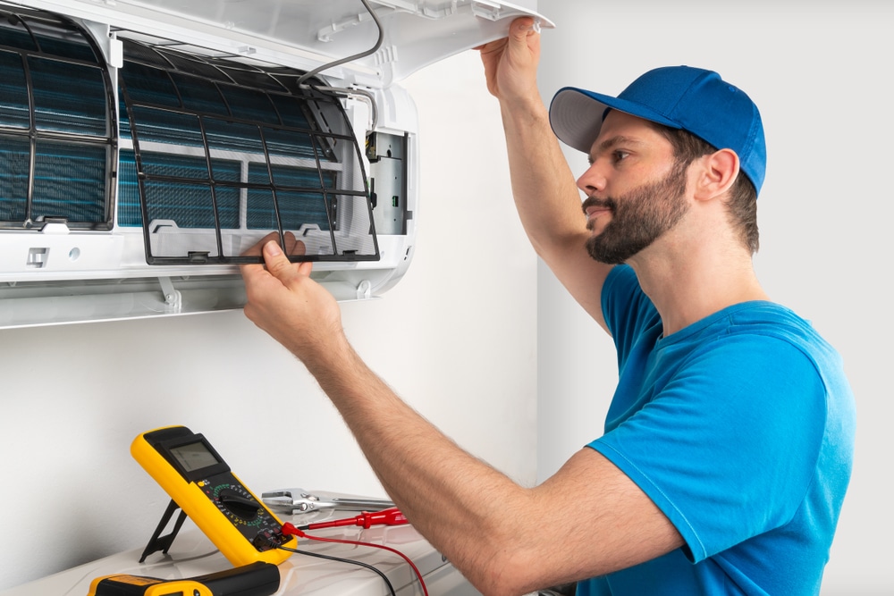 When to Call for Emergency Air Conditioner Repair